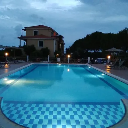 Vitoratos Apartman *
