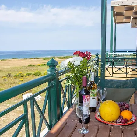 Vitoratos Apartman *